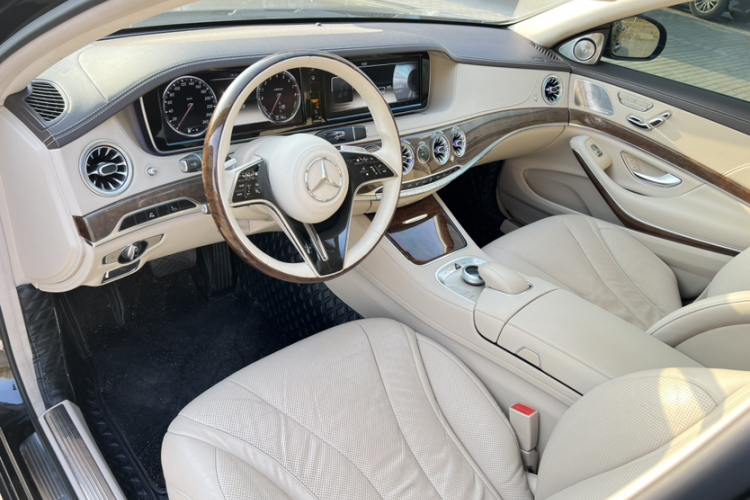 奔驰S级 2014款 S 400 L HYBRID中控内饰7003