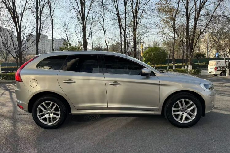 沃尔沃XC60 2017款 T5 智进升级版车身外观6007