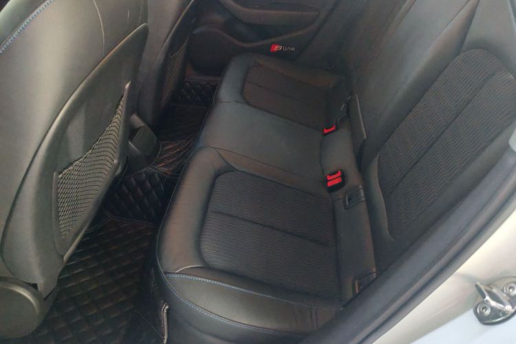 奥迪A3 2019款 Limousine 35 TFSI 时尚型 国V中控内饰7003