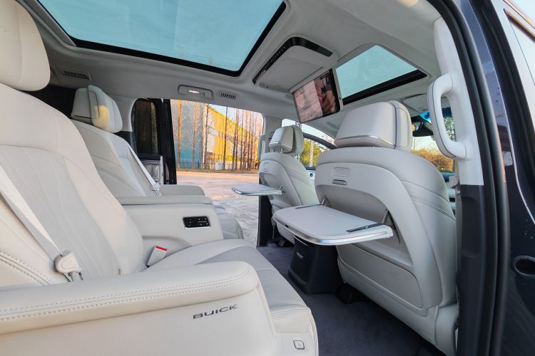 别克GL8新能源 2026款 陆尊 奢享版中控内饰7007