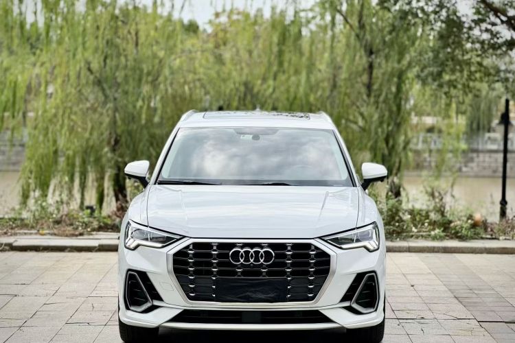 奥迪Q3 2021款 40 TFSI 时尚动感型车身外观6005