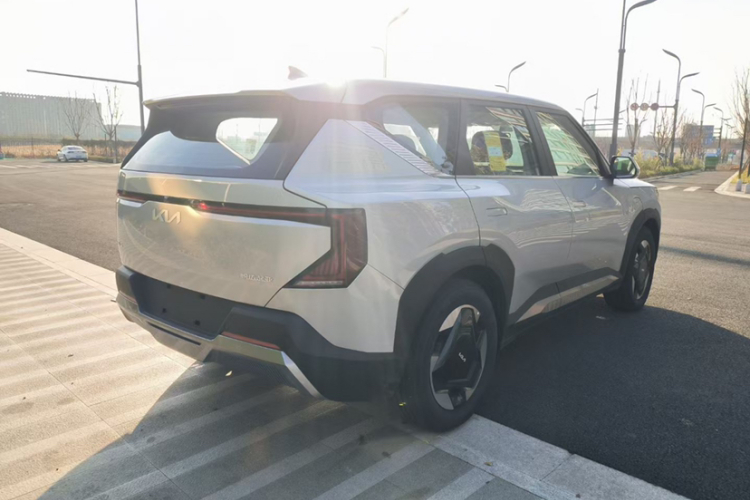 起亚EV5 2024款 530 Air车身外观6005
