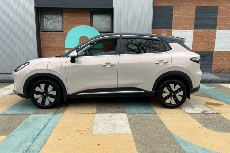 五菱汽车 缤果S 2025款 325km 尊享款车身外观6007