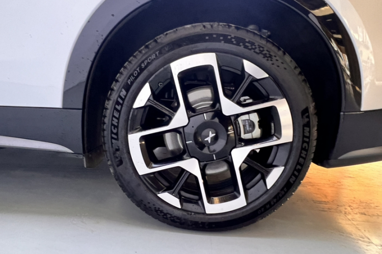 小鹏G7 2025款 702 超长续航 Max车身外观6009