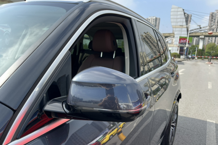 宝马X5(进口) 2022款 xDrive30i M运动套装车身外观6007