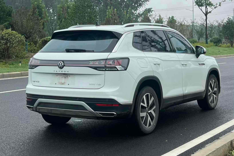 大众 探岳 2023款 300TSI 两驱豪华Plus进阶版车身外观6009