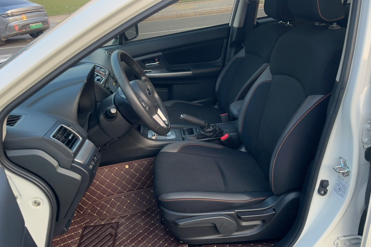 斯巴鲁XV 2016款 2.0i 进取版局部细节19