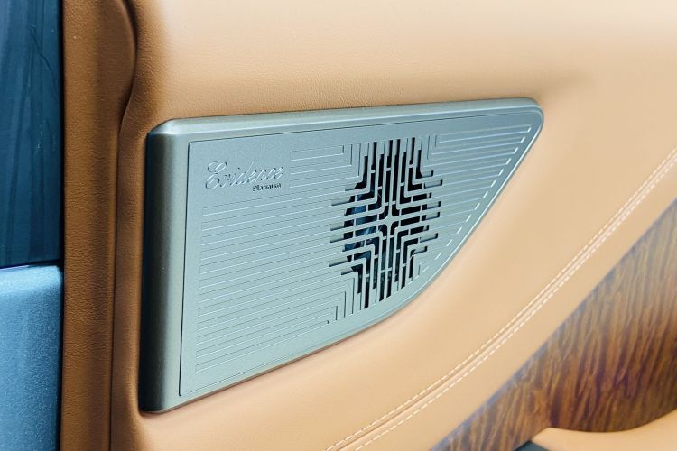 仰望U8 2023款 豪华版车身外观6006