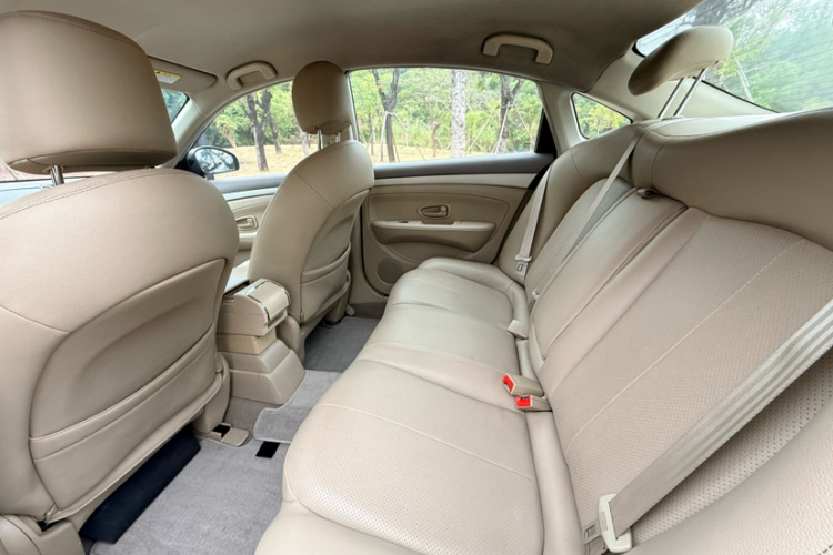 日产 轩逸 2012款 经典 1.6XE 自动舒适版中控内饰7002