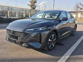 长安 逸动PHEV 2025款 智慧新蓝鲸 145KM 战舰版