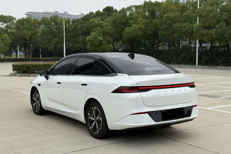 小鹏P5 2024款 500Pro版车身外观6004