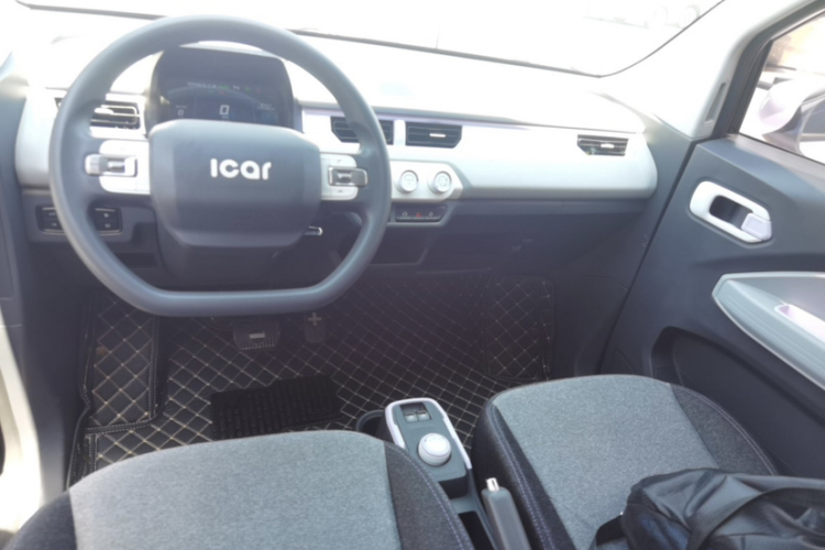 奇瑞新能源 QQ冰淇淋 2022款 170km 圣代 磷酸铁锂中控内饰7002