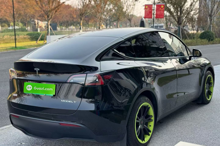 特斯拉 Model Y 2022款 改款 后轮驱动版车身外观6003