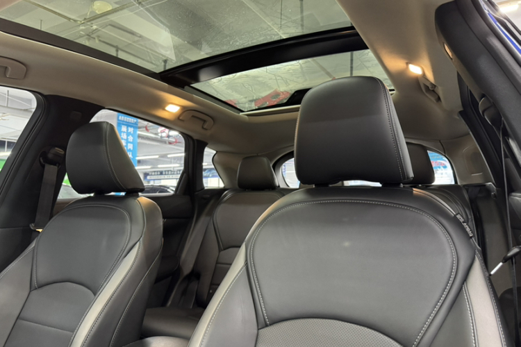 英菲尼迪QX50 2018款 2.0T 四驱菁英版局部细节22