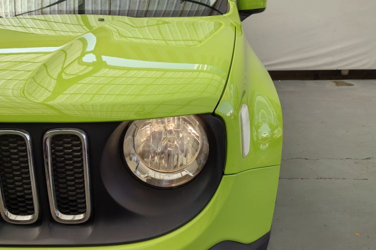 Jeep 自由侠 2017款  180T 自动劲能版车身外观6002