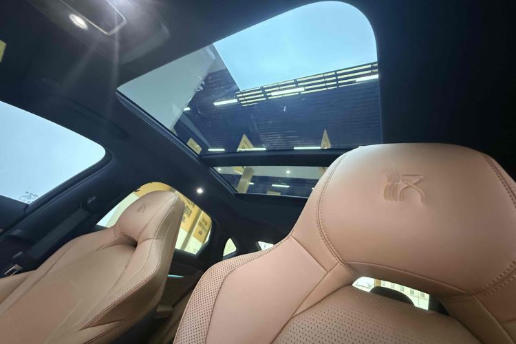 比亚迪 汉 2022款 EV 创世版 610KM四驱尊享型局部细节22