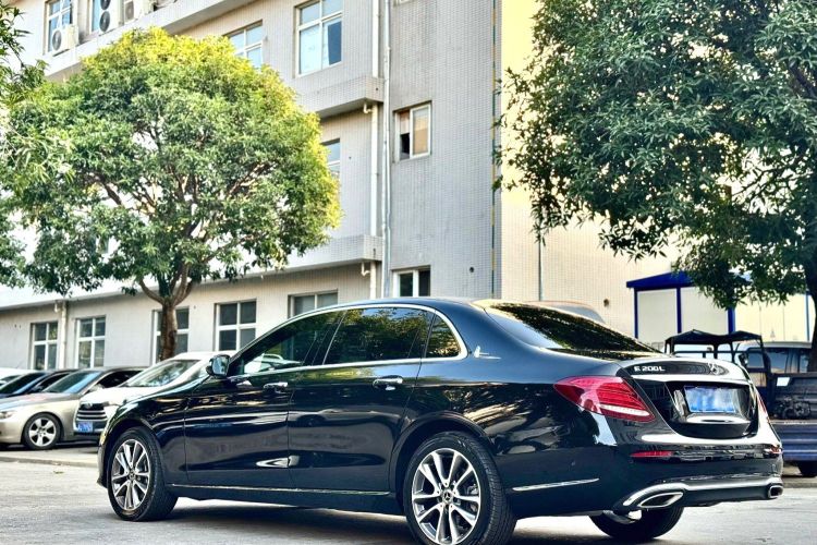 奔驰E级 2019款 E 200 L车身外观6005
