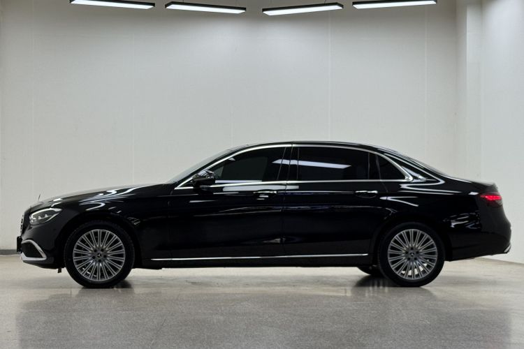 奔驰E级 2023款 改款 E 300 L 时尚型车身外观6001