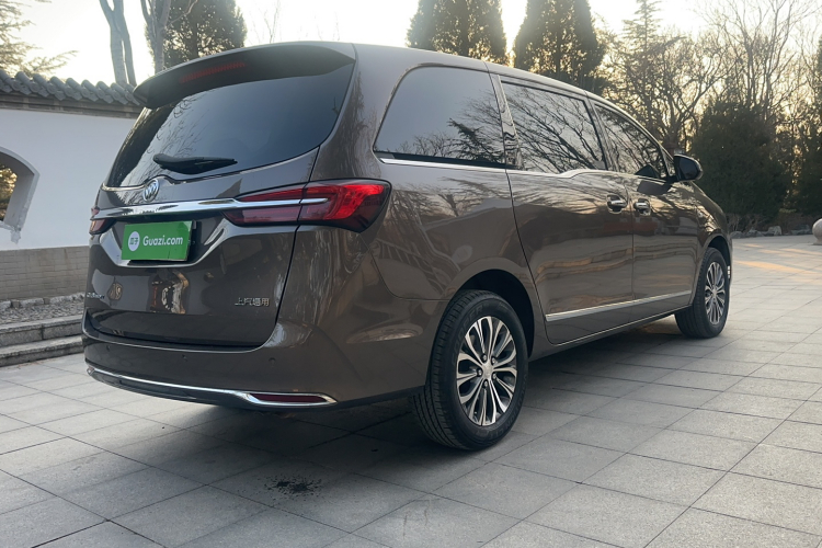 别克GL8 2022款 陆上公务舱 652T 豪华型车身外观6003