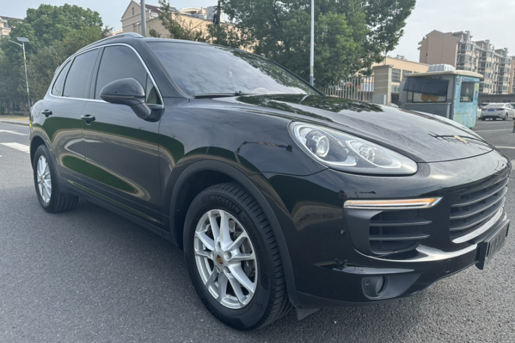 保时捷 2015款 Cayenne 3.0T车身外观6002