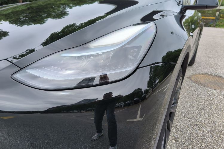 特斯拉 Model Y 2022款 改款 后轮驱动版车身外观6008