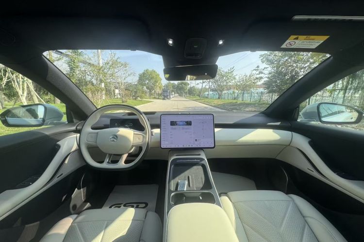 蔚来ET5T 2025款 100kWh Touring中控内饰7009