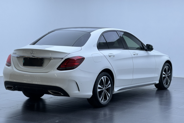 奔驰C级 2019款 C 260 运动版车身外观6006