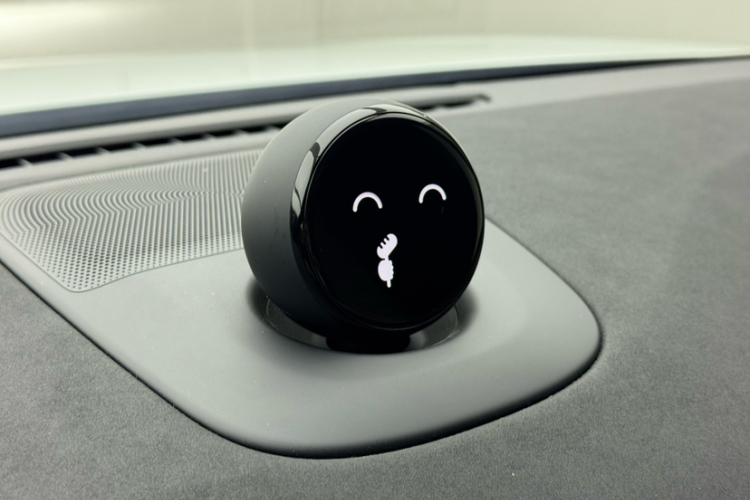 蔚来EC7 2024款 75kWh中控内饰7009