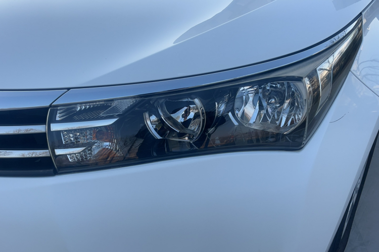 丰田 卡罗拉 2017款 1.2T 手动GL车身外观6010