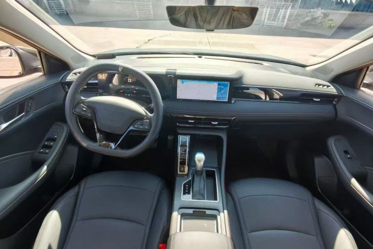 荣威i5 2024款 1.5L CVT尊荣版中控内饰7003