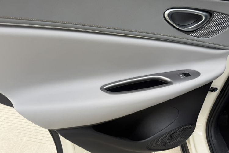 比亚迪 海狮06新能源 2025款 EV 520领航版中控内饰7004