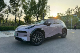 极氪X 2025款 五座长续航版