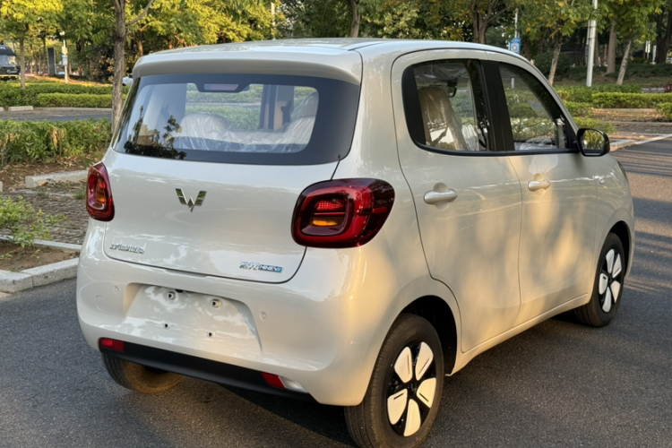 五菱汽车 宏光MINIEV 2025款 四门版 进阶款车身外观6001