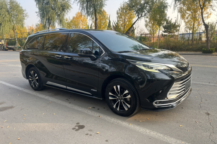 丰田 赛那SIENNA 2021款 2.5L混动 铂金版车身外观6003