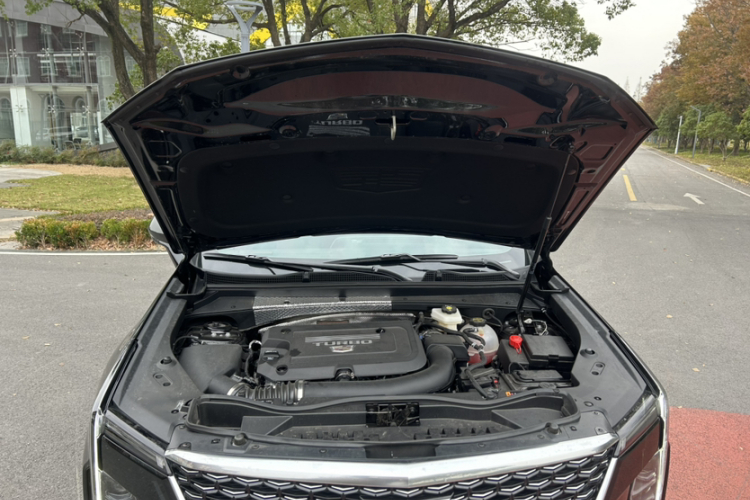 凯迪拉克XT4 2024款 改款 28T 两驱豪华型车身外观6003