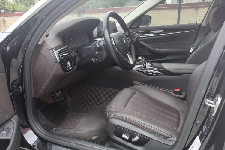 宝马5系 2020款 525Li 豪华套装中控内饰7005