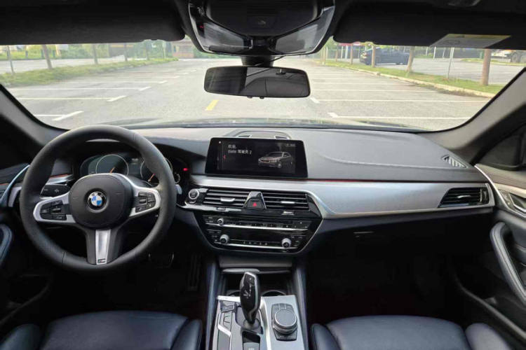 宝马5系(进口) 2019款 525i M运动套装车身外观6009