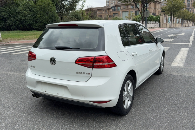 大众 高尔夫 2016款 230TSI 自动舒适型车身外观6003