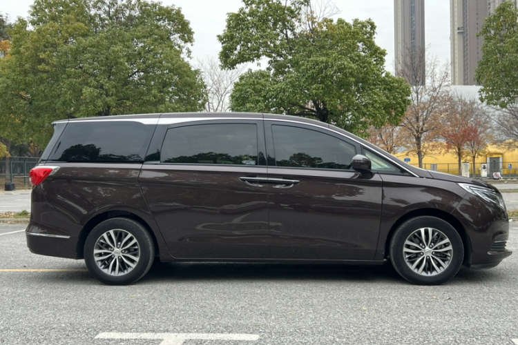 别克GL8 2017款 ES 28T 豪华型 国V车身外观6007