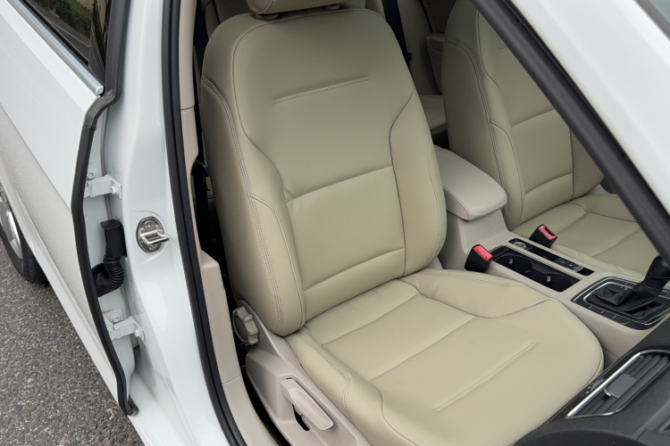 大众 高尔夫 2016款 230TSI 自动舒适型局部细节41