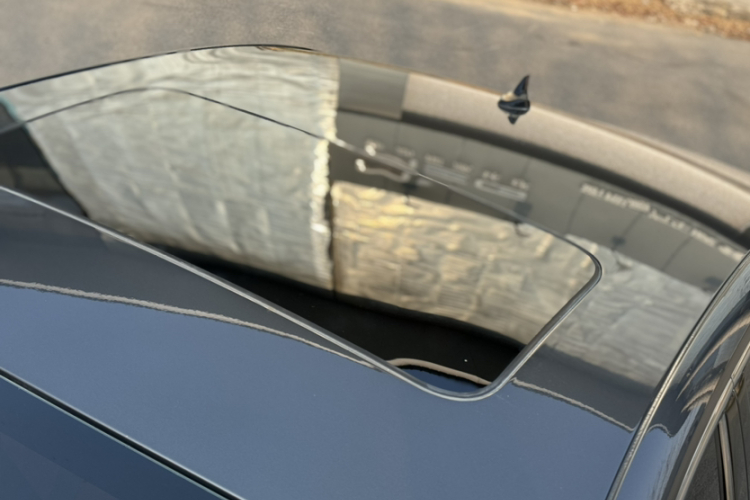 长安 逸动 2021款 PLUS 蓝鲸NE 1.4T GDI DCT尊贵型局部细节57