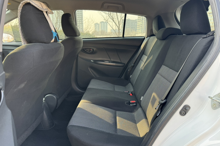 丰田 威驰FS 2019款 1.5L 手动锋驰版中控内饰7004