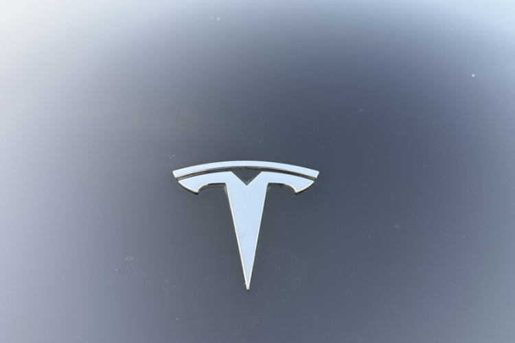 特斯拉 Model Y 2022款 改款 后轮驱动版车身外观6008