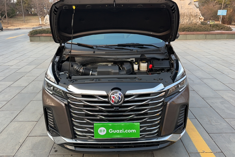 别克GL8 2023款 改款 陆上公务舱 豪华型车身外观6011