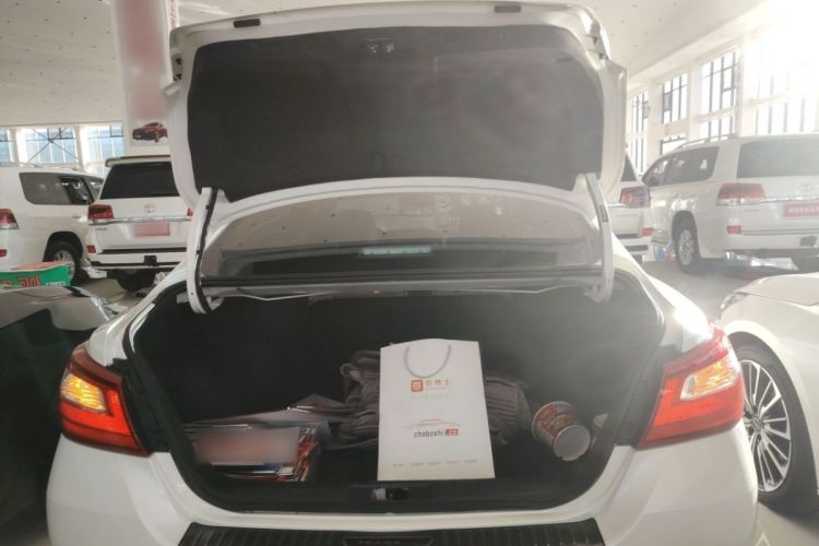 日产 天籁 2018款 2.0L XL 智进版中控内饰7008