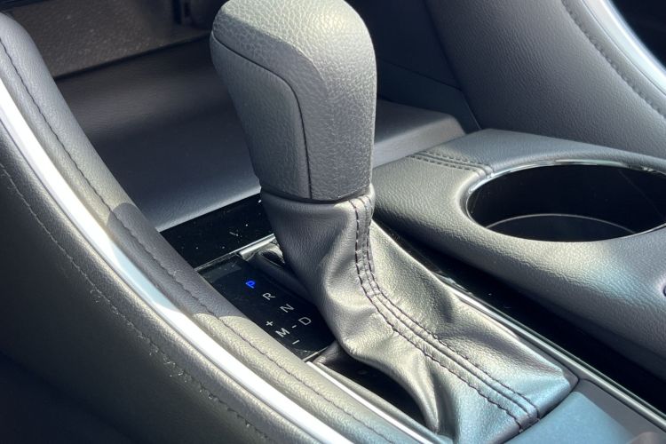 丰田 亚洲龙 2023款 2.0L 进取版局部细节18