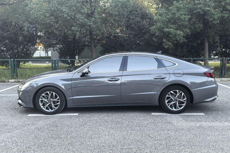 现代 索纳塔 2020款 270TGDi DCT GLS精英版车身外观6006
