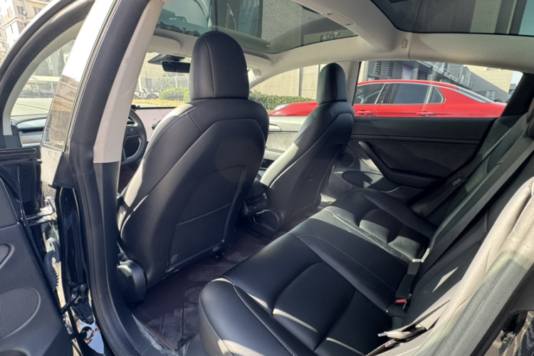 特斯拉 Model 3 2022款 后轮驱动版车身外观6003