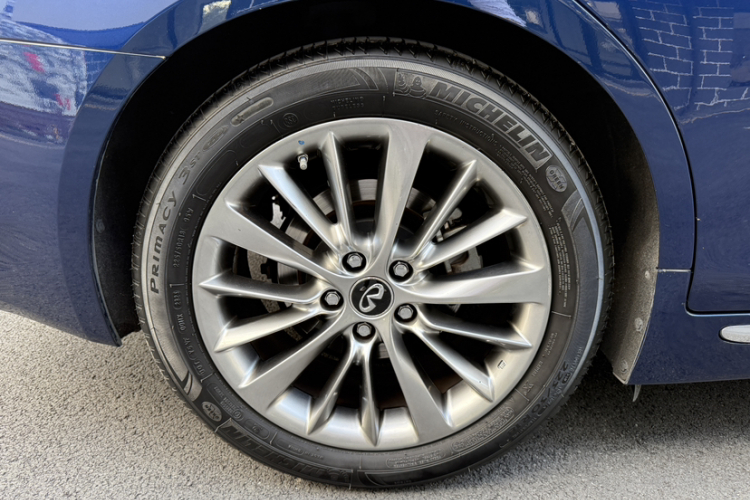 英菲尼迪Q50L 2018款 2.0T 逸享版 国VI车身外观6005