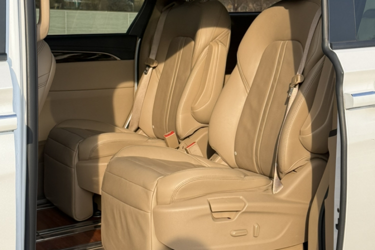 别克GL8 2018款 ES 28T 豪华型 国VI局部细节22